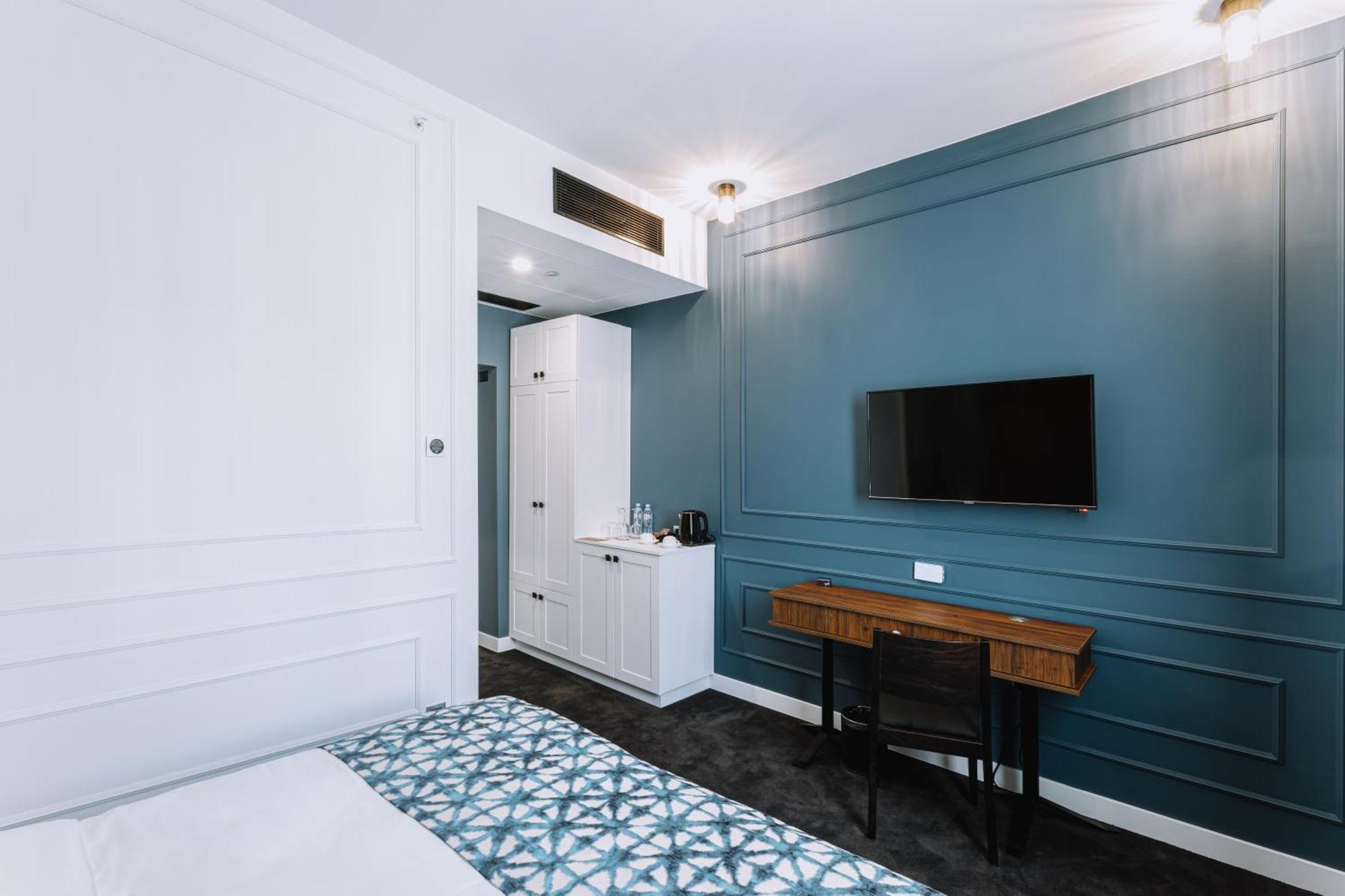 Hotel Twenties Tbilisi - Stay & Dine Exterior foto
