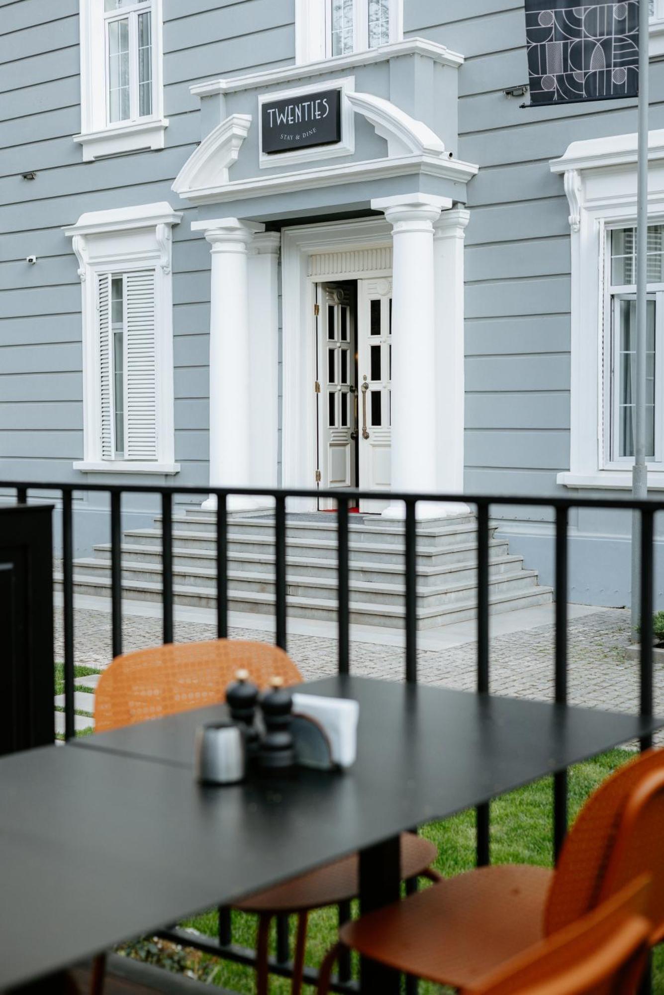 Hotel Twenties Tbilisi - Stay & Dine Exterior foto