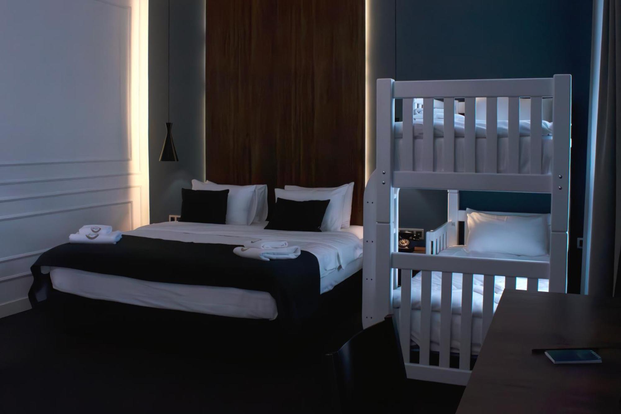 Hotel Twenties Tbilisi - Stay & Dine Exterior foto