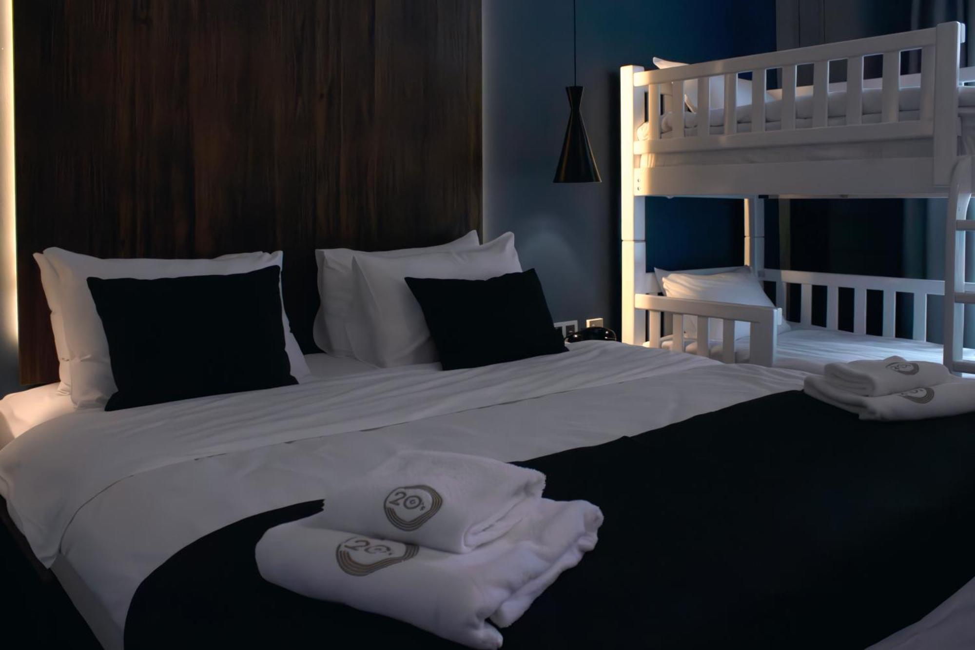 Hotel Twenties Tbilisi - Stay & Dine Exterior foto
